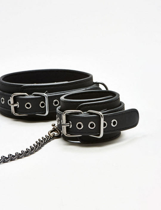 Handcuffs & Collar BDSM EasyToys details