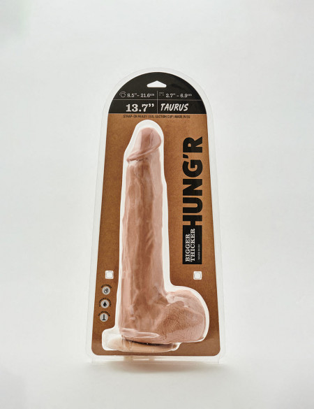 Big Dildo Taurus from Hung'r packaging