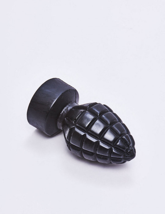 Grenade-shaped black Anal Plug