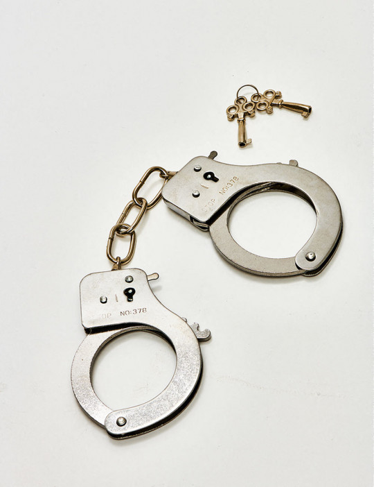 Handcuffs Stainless steel from Easy Toys