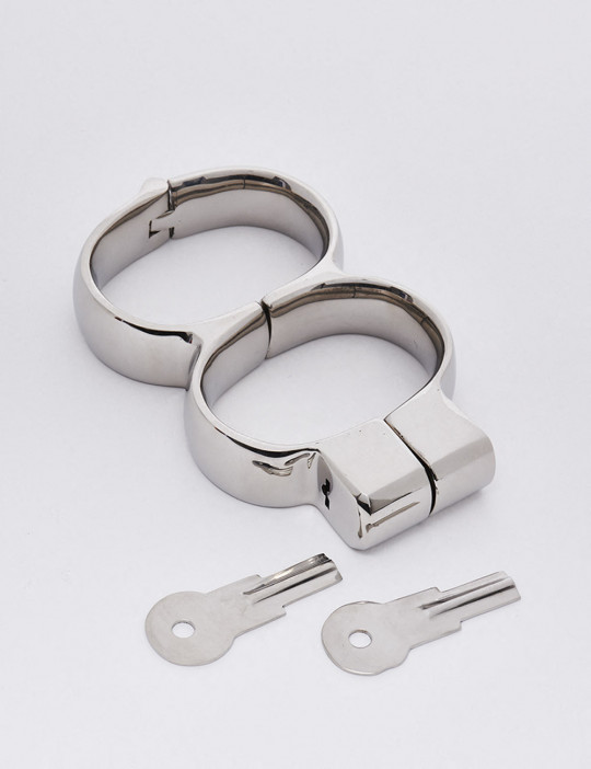 BDSM Cuffs from Black-Line with keys